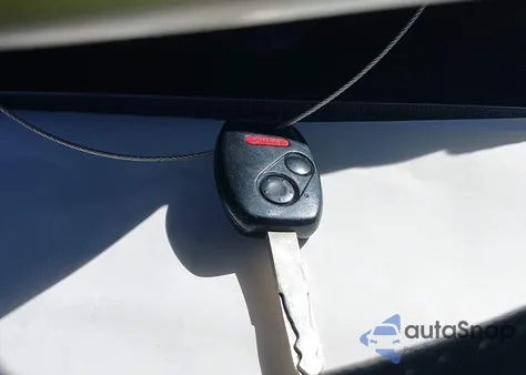 2008 Honda Fit Sport z USA, uszkodzony, nr VIN JHMGD38628S054606